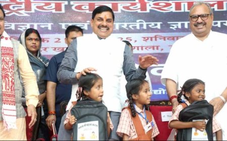 मुख्यमंत्री डॉ. यादव ने कहा- डोंगला की प्रतिष्ठा के साथ आधुनिकीकरण पर दिया जाएगा विशेष ध्यान