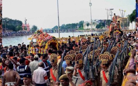 श्रावण माह इस वर्ष महाकाल की सवारियों को विशेष बनाने के लिए प्रत्येक सवारी की अलग-अलग थीम रखी जाएगी