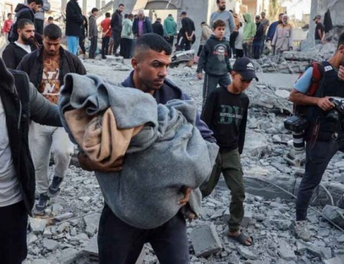 हमास ने गाजा से इजरायली बंधकों की रिहाई में देरी का किया ऐलान, टूटने वाला है संघर्षविराम?