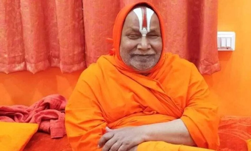 तुलसी पीठ चित्रकूट के संस्थापक जगद्गुरु स्वामी रामभद्राचार्य को डी-लिट की मानद उपाधि से सम्मानित किया गया