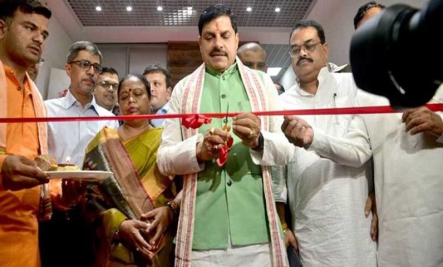 प्रधानमंत्री मोदी ने रेल यात्रियों को विश्व स्तरीय सुविधाएं उपलब्ध कराईं : मुख्यमंत्री डॉ. यादव