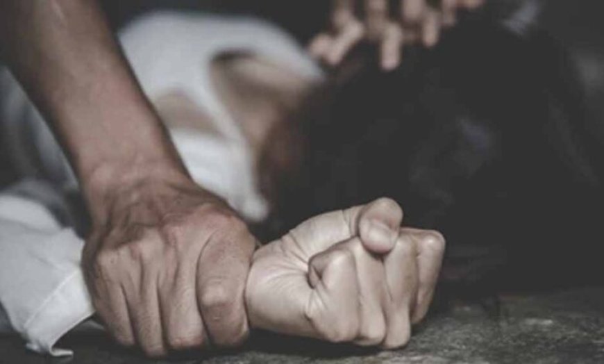 भोपाल में एक नाबालिग के साथ पार्टी में रेप, मास्टरमाइंड रिया खान ने पीड़िता को कारोबारी मुकेश लालचंदानी को सौंप