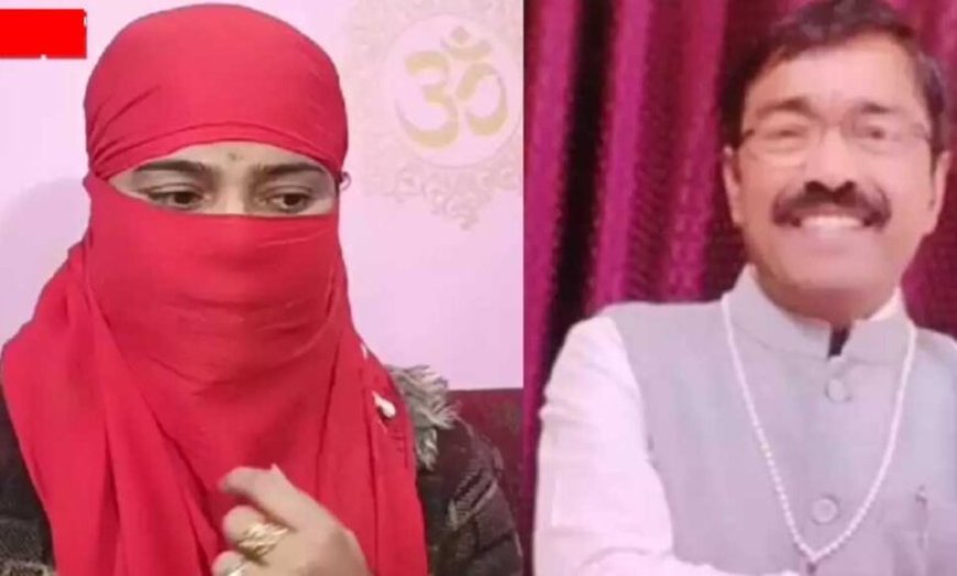 ग्वालियर जिले के तत्कालीन तहसीलदार शत्रुघ्न सिंह चौहान ने कोर्ट में सरेंडर किया