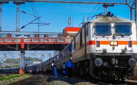 राहत :पश्चिम मध्य रेल से गुजरने वाली 18 रेलगाड़ियां भोपाल मण्डल के स्टेशनों में रुकेगी