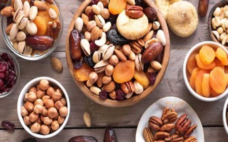 मध्य प्रदेश अजब है… एक घंटे में 13 Kg काजू-बादाम खाए, 2 किलो घी पी गए अफसर