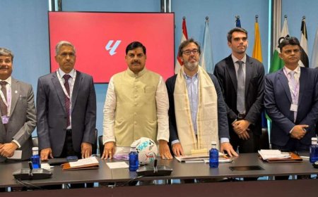 म.प्र. में पीपीपी मोड पर फुटबाल एक्सीलेंस सेंटर, स्पोर्टस इन्फ्रास्ट्रक्चर और स्पेनिश कोचिंग आधारित प्रारंभ होंगे यूथ ट्रेनिंग प्रोग्राम : CM यादव