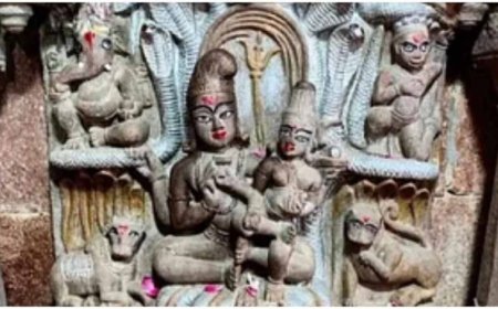 28 जुलाई की रात खुलेंगे नागचंद्रेश्वर मंदिर के पट, 24 घंटे तक होंगे दर्शन