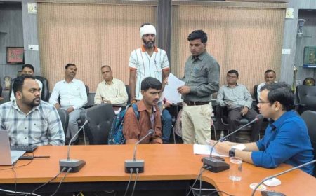 जनसुनवाई में मुख्य कार्यपालन अधिकारी जिला पंचायत ने 78 आवेदन पत्रों में की सुनवाई