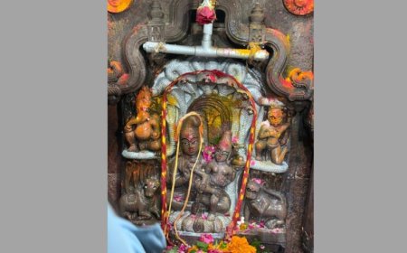 नागपंचमी पर भगवान श्री नागचंद्रेश्वर मन्दिर के खुले पट