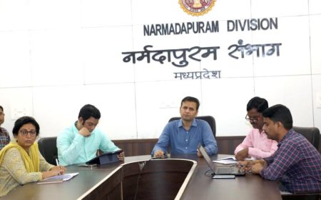 बारिश से जनहानि होने पर तत्काल राहत राशि देना सुनिश्चित किया जाए: कमिश्‍नर कृष्ण गोपाल तिवारी