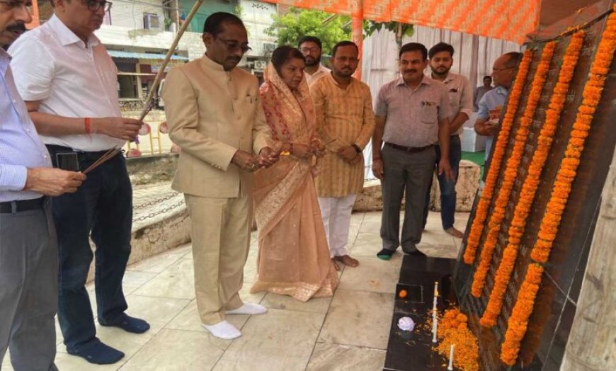 औद्योगिक क्षेत्र बलियरी में विस्‍फोट से शहीद हुए श्रमिकों के स्‍मारक पुष्प अर्पित कर दी गई श्रद्धांजलि