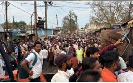 अनूपपुर हादसा: मलबे में दबे पिता को बचाने JCB लेकर पहुंचा बेटा, NDRF की रेस्क्यू टीम सक्रिय