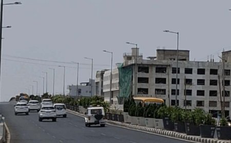 सादगी की मिसाल: सिर्फ 8 गाड़ियों के काफिले में निकले CM मोहन यादव, मंत्रियों ने भी घटाया लाव-लश्कर