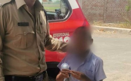 उज्जैन के डायल-112 हीरोज घर की राह भटके मानसिक रूप से अस्वस्थ बालक को सुरक्षित संरक्षण में लेकर थाने पहुँचाया