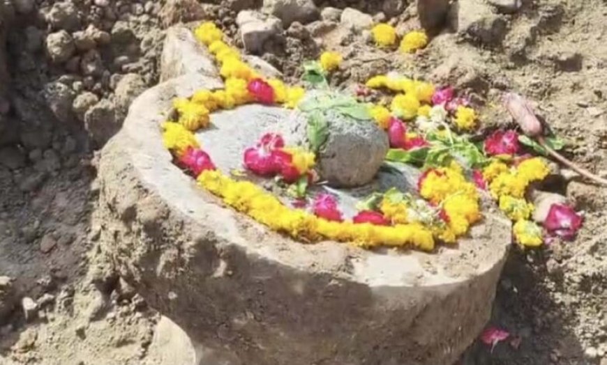 महाकालेश्वर मंदिर परिसर में हुआ बड़ा खुलासा, मिली एक और शिवलिंग और गुफानुमा संरचना