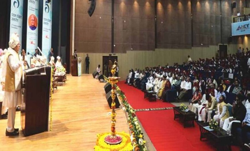 समाज सेवा में ही जीवन की सार्थकता : राज्यपाल  पटेल