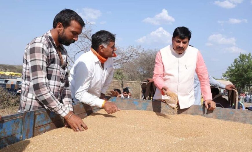 मुख्यमंत्री डॉ यादव अचानक पहुंचे उज्जैन और किया उपार्जन केंद्र का औचक निरीक्षण