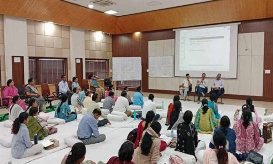 राज्य आनंद संस्थान की आनंद सभा में मानवीय मूल्यों पर मंथन, शिक्षकों से सेतु बनने का आहवान