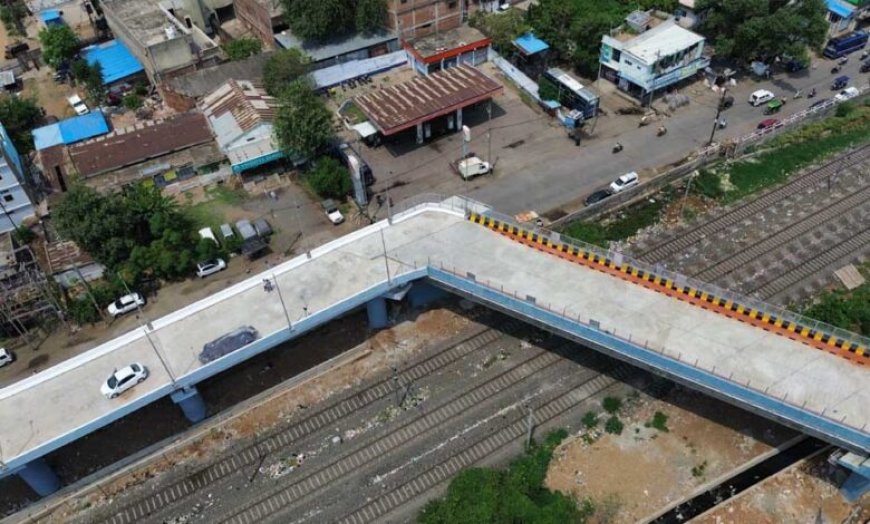 भोपाल के 90 डिग्री मोड़ वाले ब्रिज मामले में सस्पेंड इंजीनियर्स बहाल, मंत्री ने नोटशीट पर लिखा बहाल कर दो