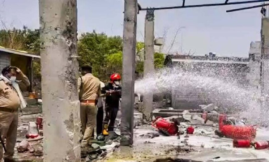 Dewas Factory Blast: CM मोहन यादव ने मृतकों के परिजनों को 4-4 लाख मुआवजा देने का ऐलान किया