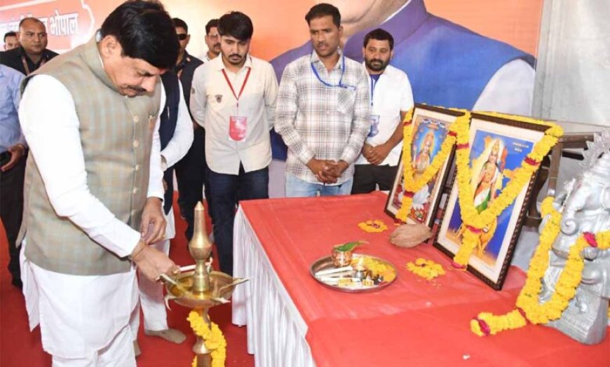 ग्रामीण विकास में रोजगार सहायकों की महत्वपूर्ण भूमिका, राज्य सरकार इनके हित की चिंता करेगी : मुख्यमंत्री डॉ. यादव