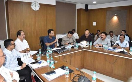15 दिवस में प्रगति न लाने वाले रेड लिस्टेड संविदाकार होंगे ब्लैक लिस्ट, कटेगी परफॉर्मेंस गारंटी : आयुक्त भोंडवे