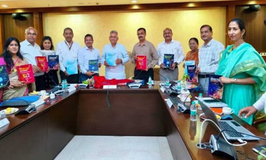 विद्यार्थियों को वैश्विक अवसरों के अनुरूप तैयार करने की दिशा में कार्य करें : मंत्री  परमार
