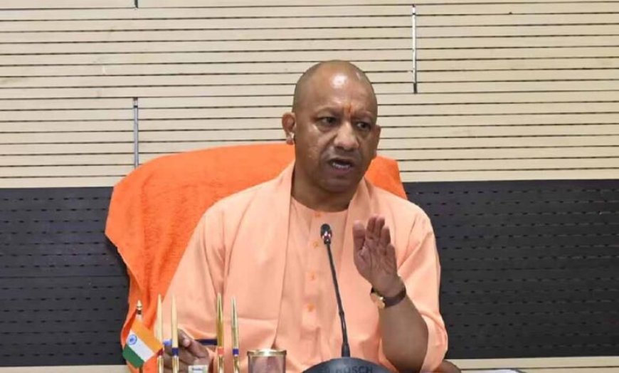 योगी सरकार के शिक्षा विजन को मिली नई मजबूती, चंडीगढ़ यूनिवर्सिटी यूपी में मेधाओं का सम्मान