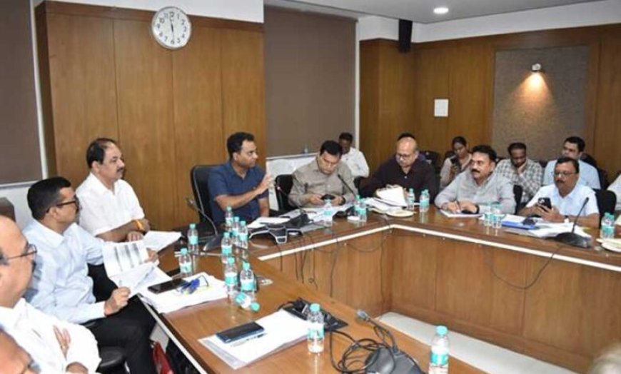 15 दिवस में प्रगति न लाने वाले रेड लिस्टेड संविदाकार होंगे ब्लैक लिस्ट, कटेगी परफॉर्मेंस गारंटी : आयुक्त भोंडवे