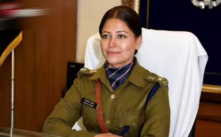 एक्टिंग से IPS तक का सफर! सिमाला प्रसाद बनीं निमाड़ रेंज की नई DIG, पिता रहे सांसद और मां हैं साहित्यकार